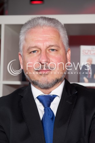  30.05.2014 WARSZAWA <br />SPOTKANIE Z DR MARKIEM SZCZYTEM W EMPIKU<br />N/Z DR MAREK SZCZYT  <br /> 