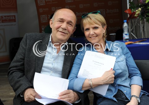  31.05.2014 WARSZAWA<br />18 PIKNIK NAUKOWY POLSKIEGO RADIA I CENTRUM NAUKI KOPERNIK<br />N/Z EWA SERWA PAWEL NOWISZ<br /> 