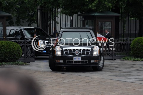  03.06.2014 WARSZAWA<br />WIZYTA PREZYDENTA USA BARACKA OBAMY W POLSCE<br />SPOTKANIE PREZYDENTA BARACKA OBAMY Z PREZYDENTEM BRONISLAWEM KOMOROWSKIM<br />President Obama in Poland. Barack Obama and President Bronislaw Komorowski meet at Belweder Palace<br />N/Z SAMOCHOD PREZYDENTA USA BARACKA OBAMY<br />BEAST BESTIA LIMUZYNA SAMOCHOD<br /> 