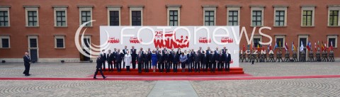  04.06.2014 WARSZAWA<br />UROCZYSTOSCI Z OKAZJI 25 LECIA WOLNYCH WYBOROW W POLSCE<br />25 LECIE WOLNOSCI W POLSCE<br />FAMILY PHOTO PRZYWODCOW GOSCI ZAPROSZONYCH NA UROCZYSTOSCI<br />N/Z PREZYDENT POLSKI BRONISLAW KOMOROWSKI ANNA KOMOROWSKA PREZYDENT USA BARACK OBAMA PREZYDENT UKRAINY PETRO POROSHENKO POROSZENKO KROL BELGOW FILIP KROLOWA BELGOW MATYLDA KSIAZE LUKSEMBURGA HENRYK KSIAZE WIELKIEJ BRYTANII EDWARD PREZYDENT SLOWACJI IVAN GASPAROVIC PREZYDENT AUSTRII HEINZ FISHER PREZYDENT RUMUNII TRAIAN BASESCU PREZYDENT LITWY DALIA GRYBAUSKAITE PREZYDENT CHORWACJI IVO JOSIPOVIC PREZYDENT LOTWY ANDRIS BERZINS PREZYDENT BULGARII ROSEN PLEVNELIEV PREZYDENT FINLANDII SAULI NIINISTO PREZYDENT NIEMIEC JOACHIM GAUCK PREZYDENT WEGIER JANOS ADER PREZYDENT FRANCJI FRANCOIS HOLLANDE PREZYDENT ALBANII BUJAR NISHANI PREZYDENT CZECH MILOS ZEMAN PREZYDENT MALTY MARIE LOUISECOLEIRO PRECA PREMIER KANADY STEPHEN HARPER PREMIER TURCJI BULENT ARINC MINISTER SPRAW ZAGRANICZNYCH ESTONII URMAS PAET MINISTER SPRAW ZAGRANICZNYCH SZWECJI KARL BILDT ISLANDIA GUNNAR BRAGI SWEINSSON GRECJA EVANGELOS VENIZELOS NORWEGIA BORGE BRENDE HOLANDIA WIM KOK HISZPANIA AUGUSTIN MARTINEZ<br /> 