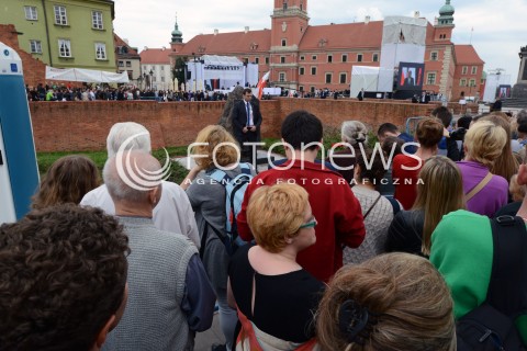  04.06.2014 WARSZAWA<br />UROCZYSTOSCI Z OKAZJI 25 LECIA WOLNYCH WYBOROW W POLSCE<br />25 LECIE WOLNOSCI W POLSCE<br />N/Z PLAC ZAMKOWY WARSZAWIACY<br /> 