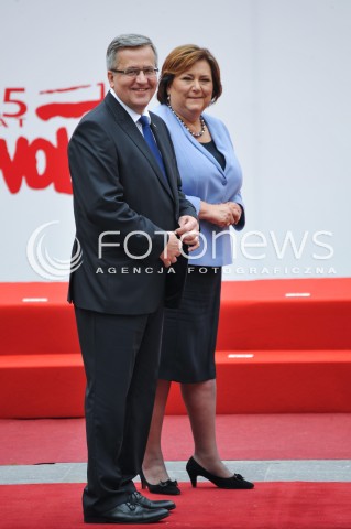  04.06.2014 WARSZAWA <br />GLOWNE UROCZYSTOSCI Z OKAZJI 25 LECIA WOLNYCH WYBOROW W POLSCE<br />N/Z PREZYDENT RP BRONISLAW KOMOROWSKI Z MALZONKA ANNA KOMOROWSKA<br /> 