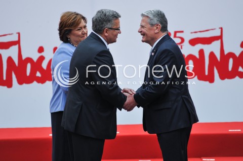  04.06.2014 WARSZAWA <br />GLOWNE UROCZYSTOSCI Z OKAZJI 25 LECIA WOLNYCH WYBOROW W POLSCE<br />N/Z PREZYDENT RP BRONISLAW KOMOROWSKI Z MALZONKA ANNA KOMOROWSKA JOAHIM GAUCK<br /> 
