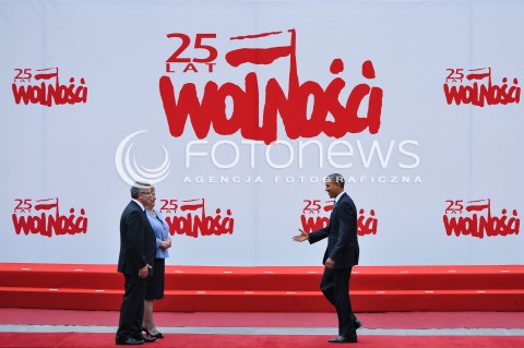  04.06.2014 WARSZAWA <br />GLOWNE UROCZYSTOSCI Z OKAZJI 25 LECIA WOLNYCH WYBOROW W POLSCE<br />N/Z PREZYDENT RP BRONISLAW KOMOROWSKI Z MALZONKA ANNA KOMOROWSKA PREZYDENT USA BARACK OBAMA<br /> 