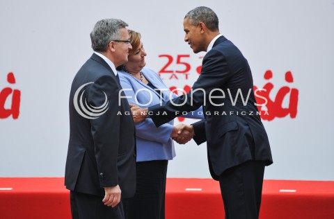  04.06.2014 WARSZAWA <br />GLOWNE UROCZYSTOSCI Z OKAZJI 25 LECIA WOLNYCH WYBOROW W POLSCE<br />N/Z PREZYDENT RP BRONISLAW KOMOROWSKI Z MALZONKA ANNA KOMOROWSKA PREZYDENT USA BARACK OBAMA<br /> 