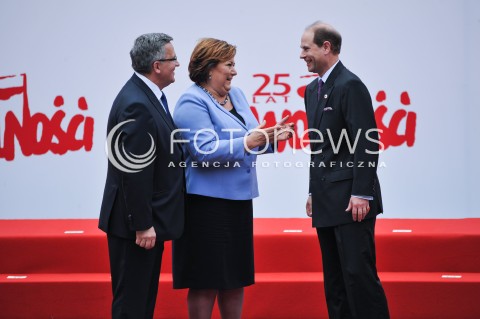  04.06.2014 WARSZAWA <br />GLOWNE UROCZYSTOSCI Z OKAZJI 25 LECIA WOLNYCH WYBOROW W POLSCE<br />N/Z PREZYDENT RP BRONISLAW KOMOROWSKI Z MALZONKA ANNA KOMOROWSKA KSIAZE EDWARD<br /> 