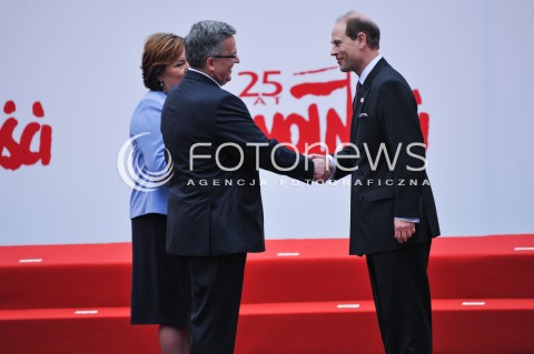  04.06.2014 WARSZAWA <br />GLOWNE UROCZYSTOSCI Z OKAZJI 25 LECIA WOLNYCH WYBOROW W POLSCE<br />N/Z PREZYDENT RP BRONISLAW KOMOROWSKI Z MALZONKA ANNA KOMOROWSKA KSIAZE EDWARD<br /> 