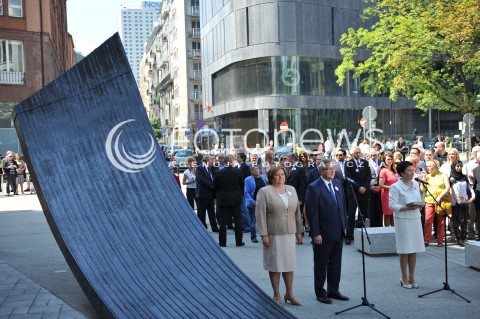  05.06.2014 WARSZAWA<br />ODSLONIECIE MEMORIALU WOLNEGO SLOWA<br />N/Z PREZYDENT RP BRONISLAW KOMOROWSKI ANNA KOMOROWSKA<br /> 