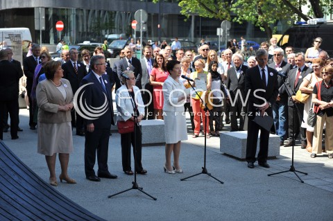  05.06.2014 WARSZAWA<br />ODSLONIECIE MEMORIALU WOLNEGO SLOWA<br />N/Z PREZYDENT RP BRONISLAW KOMOROWSKI ANNA KOMOROWSKA HANNA GRONKIEWICZ WALTZ<br /> 