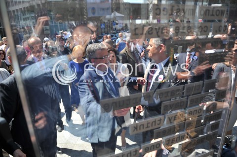  05.06.2014 WARSZAWA<br />ODSLONIECIE MEMORIALU WOLNEGO SLOWA<br />N/Z PREZYDENT RP BRONISLAW KOMOROWSKI <br /> 