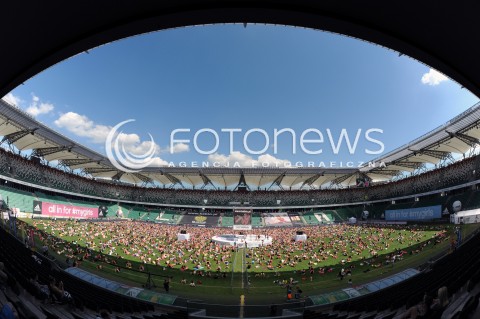  07.06.2014 WARSZAWA<br />REKORD GUINNESSA W FITNESS Z EWA CHODAKOWSKA NA STADIONIE PEPSI ARENA<br />N/Z STADION LEGII<br /> 
