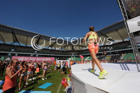  07.06.2014 WARSZAWA<br />REKORD GUINNESSA W FITNESS Z EWA CHODAKOWSKA NA STADIONIE PEPSI ARENA<br />N/Z EWA CHODAKOWSKA<br /> 