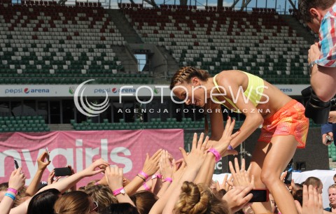 07.06.2014 WARSZAWA<br />REKORD GUINNESSA W FITNESS Z EWA CHODAKOWSKA NA STADIONIE PEPSI ARENA<br />N/Z EWA CHODAKOWSKA<br /> 