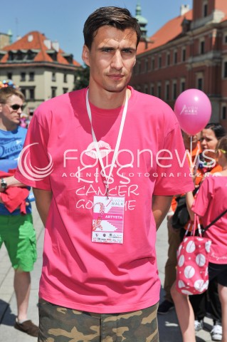  07.06.2014 WARSZAWA<br />AVON WALK 2014 MARSZ ROZOWEJ WSTAZKI<br />N/Z JAROSLAW BIENIUK<br /> 