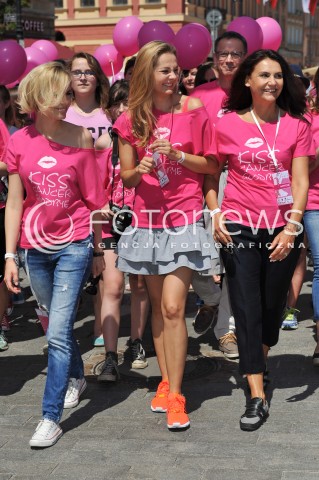  07.06.2014 WARSZAWA<br />AVON WALK 2014 MARSZ ROZOWEJ WSTAZKI<br />N/Z AGNIESZKA POPIELEWICZ MALGORZATA SOCHA MALGORZATA PIECZYNSKA<br /> 