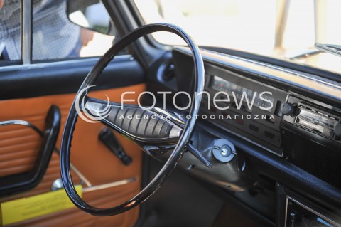  07.06.2014 WARSZAWA<br />DNI URSYNOWA 2014<br />N/Z FIAT FSO 125 WNETRZE KIEROWNICA KOKPIT SRODEK<br /> 