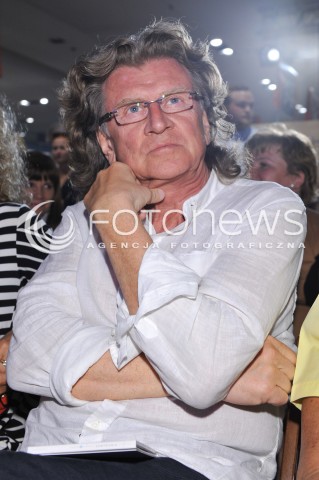  10.06.2014 WARSZAWA<br />
PREMIERA ALBUMU ZAMYSLENIA IRENY SANTOR W EMPIKU<br />
N/Z ZBIGNIEW WODECKI<br />
 