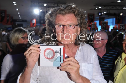  10.06.2014 WARSZAWA<br />
PREMIERA ALBUMU ZAMYSLENIA IRENY SANTOR W EMPIKU<br />
N/Z ZBIGNIEW WODECKI<br />
 