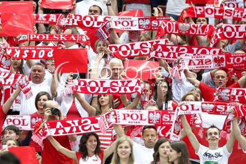  13.06.2014 KATOWICE SPODEK<br />SIATKOWKA MEZCZYZN <br />LIGA SWIATOWA 2014<br />FIVB VOLLEYBALL WORLD LEAGUE 2014<br />MECZ POLSKA - WLOCHY ( POLAND - ITALY ) <br />N/Z KIBICE REPREZENTACJI POLSKI DOPING SZALIKI FLAGI PASIAKI BIALO CZERWONE<br /> 