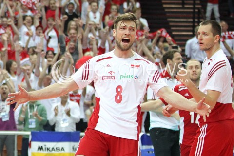  13.06.2014 KATOWICE SPODEK<br />SIATKOWKA MEZCZYZN <br />LIGA SWIATOWA 2014<br />FIVB VOLLEYBALL WORLD LEAGUE 2014<br />MECZ POLSKA - WLOCHY ( POLAND - ITALY ) <br />N/Z ANDRZEJ WRONA RADOSC EMOCJE SYLWETKA <br /> 