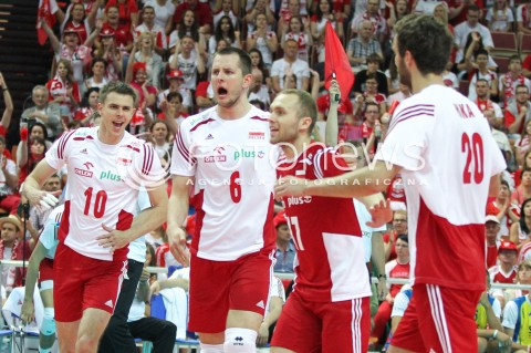  13.06.2014 KATOWICE SPODEK<br />SIATKOWKA MEZCZYZN <br />LIGA SWIATOWA 2014<br />FIVB VOLLEYBALL WORLD LEAGUE 2014<br />MECZ POLSKA - WLOCHY ( POLAND - ITALY ) <br />N/Z MARIUSZ WLAZLY BARTOSZ KUREK PAWEL ZATORSKI RADOSC EMOCJE <br /> 