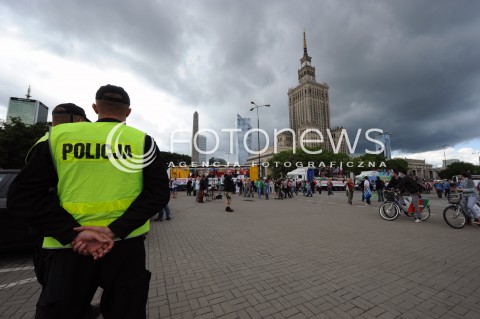  14.06.2014 WARSZAWA<br />PARADA ROWNOSCI<br />N/Z PALAC KULTURY POLICJANCI<br /> 