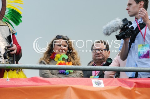 14.06.2014 WARSZAWA<br />PARADA ROWNOSCI<br />N/Z KATARZYNA PIEKARSKA RYSZARD KALISZ<br /> 