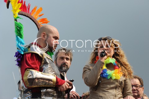  14.06.2014 WARSZAWA<br />PARADA ROWNOSCI<br />N/Z KATARZYNA PIEKARSKA SZYMON NIEMIEC<br /> 