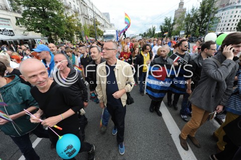  14.06.2014 WARSZAWA<br />PARADA ROWNOSCI<br />N/Z DEMONSTRUJACY<br /> 