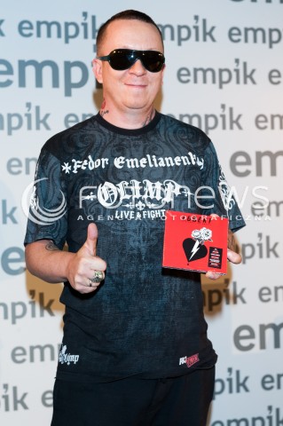  17.06.2014 WARSZAWA<br />
TOMEK LUBERT PROMUJE PLYTE LUBERT Z MILOSCI DO MUZYKI<br />
N/Z TOMEK LUBERT<br />
 