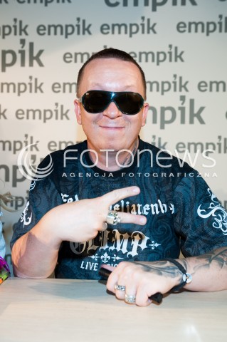  17.06.2014 WARSZAWA<br />
TOMEK LUBERT PROMUJE PLYTE LUBERT Z MILOSCI DO MUZYKI<br />
N/Z TOMEK LUBERT<br />
 