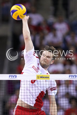  20.06.2014 KRAKOW ARENA<br />SIATKOWKA MEZCZYZN <br />LIGA SWIATOWA 2014<br />FIVB VOLLEYBALL WORLD LEAGUE 2014<br />MECZ POLSKA - BRAZYLIA ( POLAND - BRASIL ) <br />N/Z ANDRZEJ WRONA SYLWETKA ATAK<br /> 