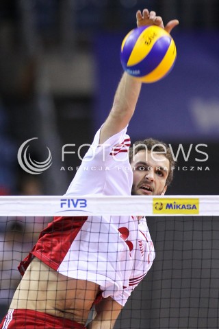  20.06.2014 KRAKOW ARENA<br />SIATKOWKA MEZCZYZN <br />LIGA SWIATOWA 2014<br />FIVB VOLLEYBALL WORLD LEAGUE 2014<br />MECZ POLSKA - BRAZYLIA ( POLAND - BRASIL ) <br />N/Z MATEUSZ MIKA SYLWETKA ATAK<br /> 