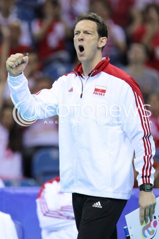  20.06.2014 KRAKOW ARENA<br />SIATKOWKA MEZCZYZN <br />LIGA SWIATOWA 2014<br />FIVB VOLLEYBALL WORLD LEAGUE 2014<br />MECZ POLSKA - BRAZYLIA ( POLAND - BRASIL ) <br />N/Z STEPHANE ANTIGA TRENER ( HEAD COACH ) RADOSC EMOCJE SYLWETKA <br /> 