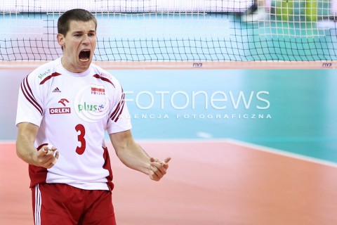  20.06.2014 KRAKOW ARENA<br />SIATKOWKA MEZCZYZN <br />LIGA SWIATOWA 2014<br />FIVB VOLLEYBALL WORLD LEAGUE 2014<br />MECZ POLSKA - BRAZYLIA ( POLAND - BRASIL ) <br />N/Z DAWID KONARSKI SYLWETKA RADOSC EMOCJE <br /> 