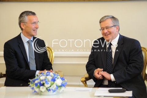  25.06.2014 WARZSAWA<br />SPOTKANIE PREZYDENTA RP Z SEKRETARZEM GENERALNYM NATO<br />N/Z PREZYDENT RP BRONISLAW KOMOROWSKI JENS STOLTENBERG<br /> 