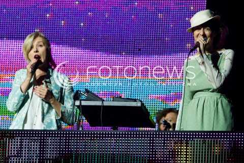  27.06.2014 RZESZOW <br />EUROPEJSKI STADION KULTURY NA STADIONIE MIEJSKIM W RZESZOWIE<br />W TYM ROKU KONCERT JEST WYRAZEM POPARCIA DLA UKRAINY<br />N/Z MELA KOTELUK LENA KAUFMAN<br /> 