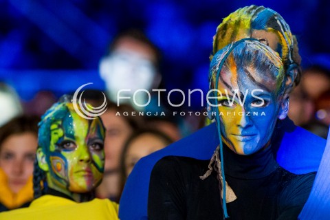  27.06.2014 RZESZOW <br />EUROPEJSKI STADION KULTURY NA STADIONIE MIEJSKIM W RZESZOWIE<br />W TYM ROKU KONCERT JEST WYRAZEM POPARCIA DLA UKRAINY<br />N/Z TANCERKI W BARWACH UKRAINY<br /> 