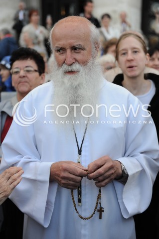  27.06.2014 WARSZAWA<br />PROTEST PRZECIWKO GOLGOTA PICNIC NA PLACU DEFILAD<br />N/Z PROTESTUJACY<br /> 