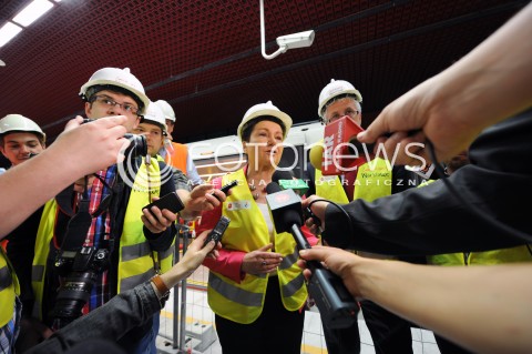  28.06.2014 WARSZAWA<br />PIERWSZY PRZEJAZD DRUGA LINIA METRA<br />N/Z PREZYDENT M.ST. WARSZAWY HANNA GRONKIEWICZ WALTZ JACEK WOJCIECHOWICZ<br /> 