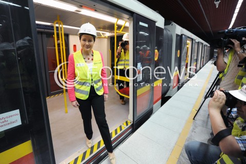  28.06.2014 WARSZAWA<br />PIERWSZY PRZEJAZD DRUGA LINIA METRA<br />N/Z PREZYDENT MIASTA WARSZAWY HANNA GRONKIEWICZ WALTZ<br /> 