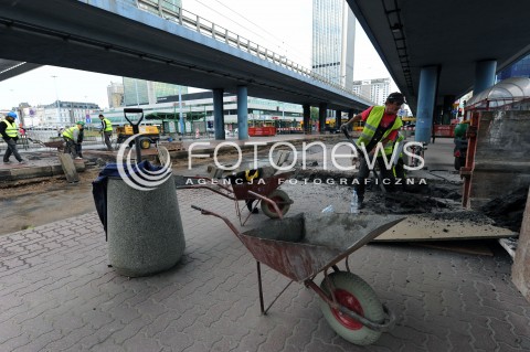  01.07.2014 WARSZAWA<br />WARSZAWA W REMONCIE<br />N/Z TYTUSA CHALBINSKIEGO TRAKCJA TRAMWAJOWA PRZY DWORCU CENTRALNYM<br /> 