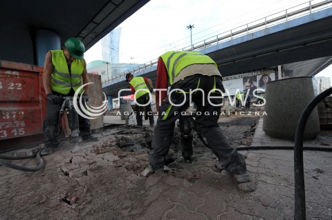  01.07.2014 WARSZAWA<br />WARSZAWA W REMONCIE<br />N/Z TYTUSA CHALBINSKIEGO TRAKCJA TRAMWAJOWA PRZY DWORCU CENTRALNYM<br /> 