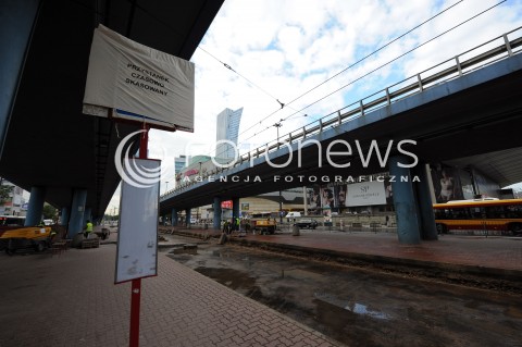  01.07.2014 WARSZAWA<br />WARSZAWA W REMONCIE<br />N/Z TYTUSA CHALBINSKIEGO TRAKCJA TRAMWAJOWA PRZY DWORCU CENTRALNYM<br /> 