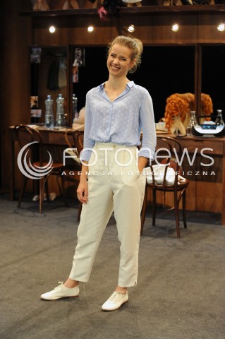  02.07.2014 WARSZAWA<br />PROBA MEDIALNA SPEKTAKLU UWAGA PUBLICZNOSC W OCH TEATR<br />N/Z MARTA KURZAK<br /> 