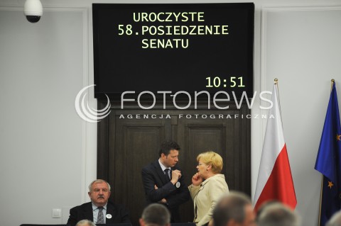  04.07.2014 WARSZAWA<br />UROCZYSTOSCI 25 - LECIA ODRODZONEGO SENATU<br />N/Z PREZYDENT RP BRONISLAW KOMOROWSKI SENATOROWIE<br /> 