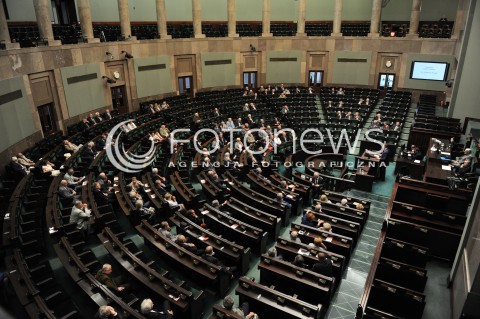  04.07.2014 WARSZAWA<br />UROCZYSTOSCI 25 - LECIA ODRODZONEGO SENATU<br />N/Z POSLOWIE PIERWSZEJ KADENCJI<br /> 