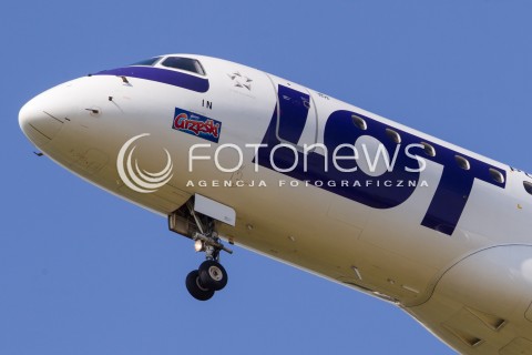  06.07.2014 JASIONKA <br />ZDJECIE ILUSTRACYJNE<br />N/Z SAMOLOT EMBRAER E170 POLSKIE LINIE LOTNICZE LOT W SPECJALNYM MALOWANIU GRZESKI LIVERY REJESTRACJA SP-LIN<br /> 