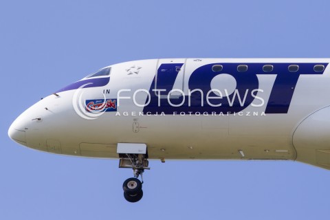  06.07.2014 JASIONKA <br />ZDJECIE ILUSTRACYJNE<br />N/Z SAMOLOT EMBRAER E170 POLSKIE LINIE LOTNICZE LOT W SPECJALNYM MALOWANIU GRZESKI LIVERY REJESTRACJA SP-LIN<br /> 