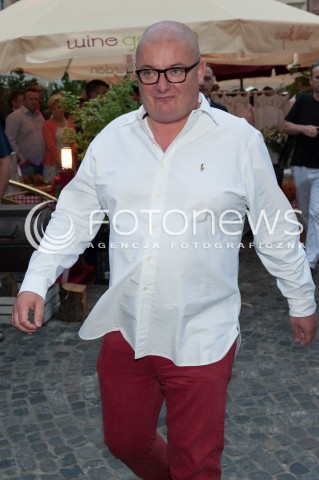  11.07.2014 WARSZAWA RESTAURACJA U FUKIERA <br />MAGDA GESSLER PROMUJE SWOJ PRZEWODNIK<br />N/Z MICHAL KAMINSKI <br /> 